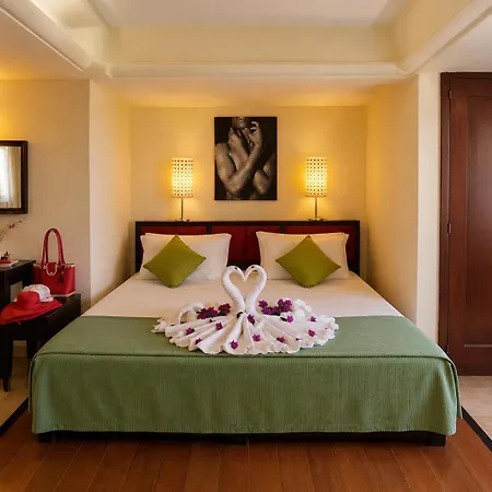 Hotel Hotiday Torre Santo Stefano