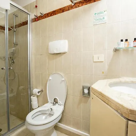 Hotel Hotiday Torre Santo Stefano